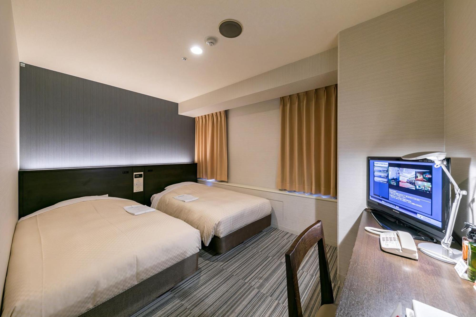 Ginza Capital Hotel Akane Tokyo Esterno foto